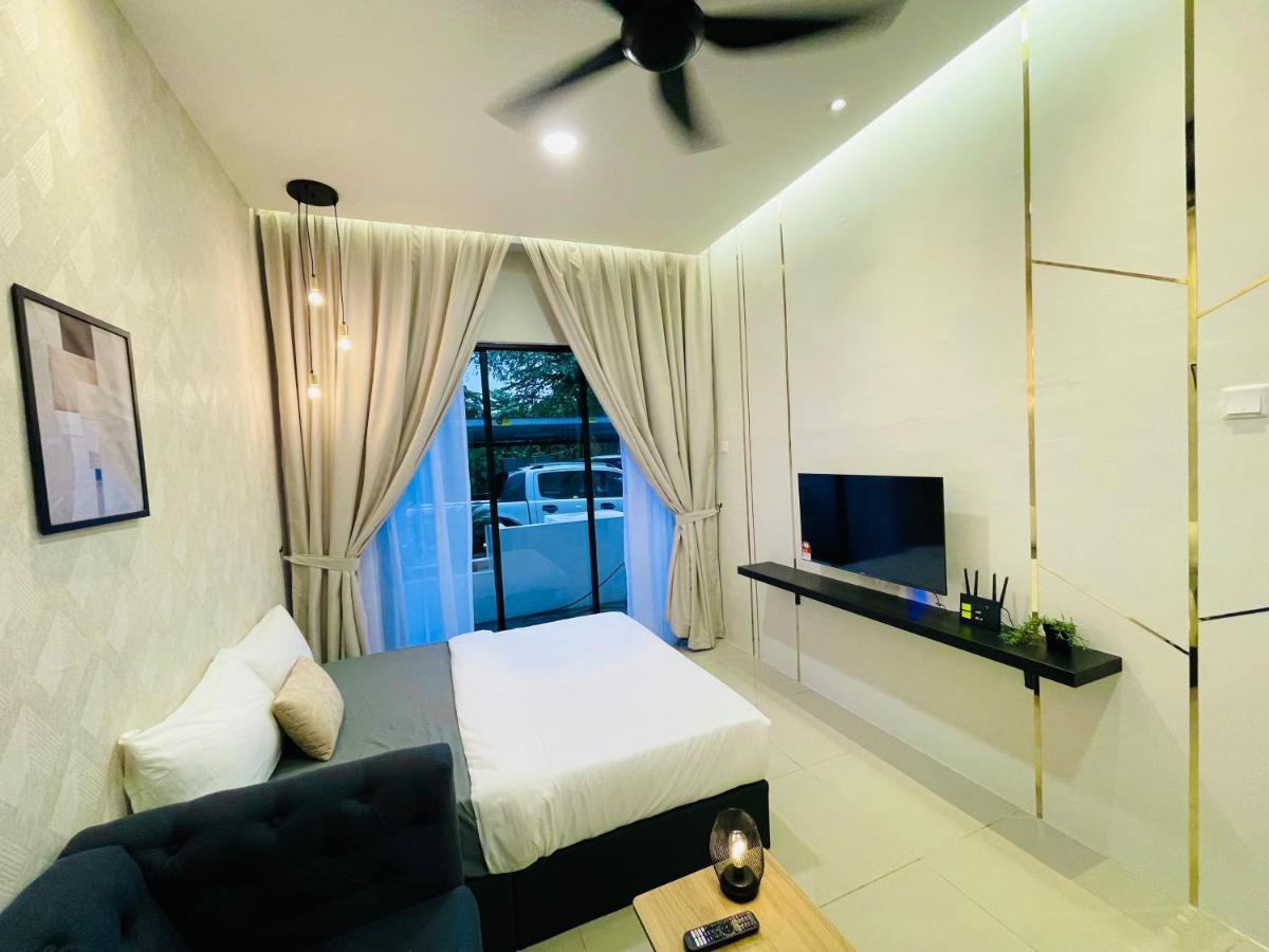 The Cove Duplex 13pax 3br 4bathroom 2parking By Iwh *