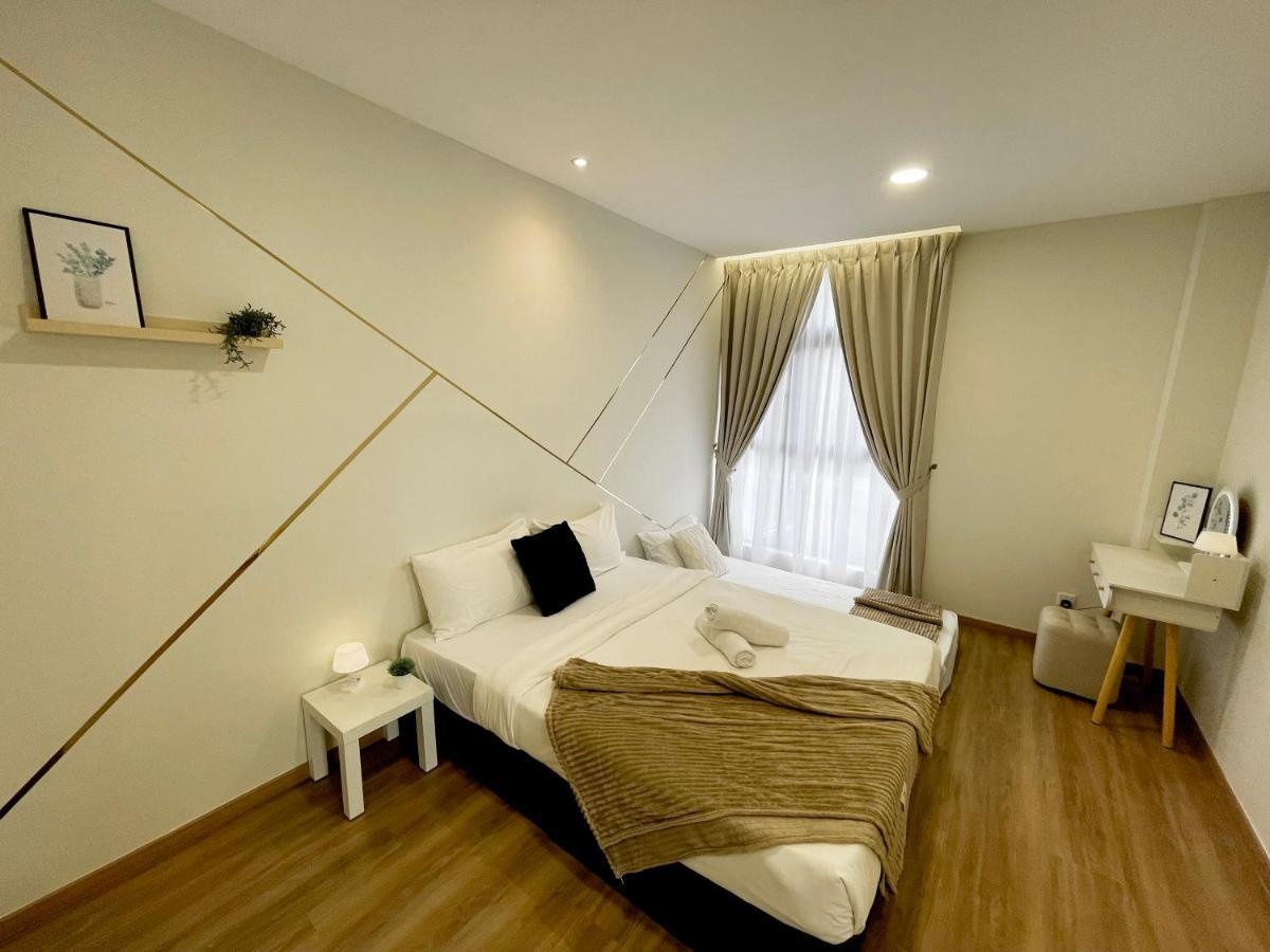 The Cove Duplex 13pax 3br 4bathroom 2parking By Iwh